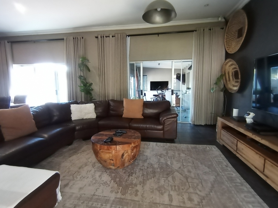 4 Bedroom Property for Sale in Parys Free State